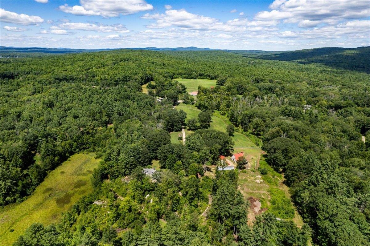 150 North Road Deerfield, NH 03037 - Photo 6 of 60