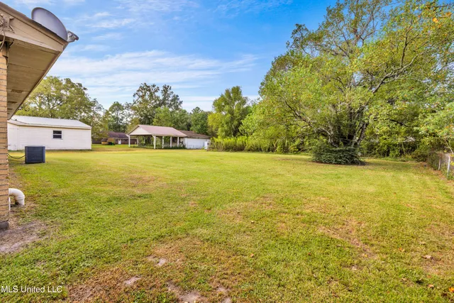 $99,900 | 9701 Highway 613, Moss Point, MS 39562