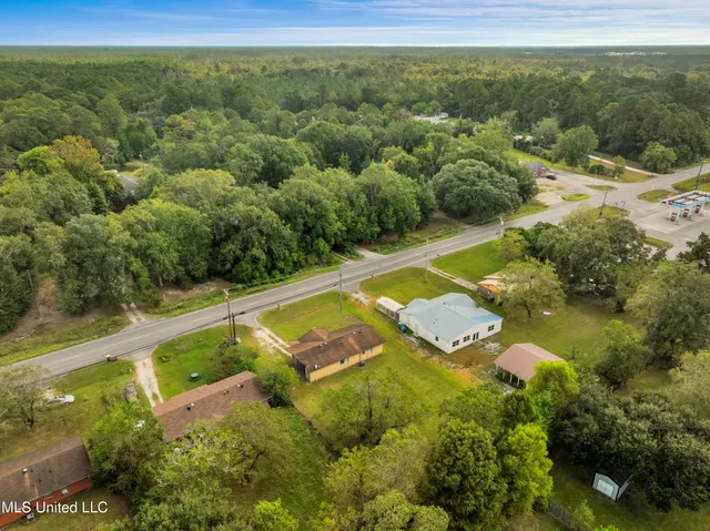 $99,900 | 9701 Highway 613, Moss Point, MS 39562
