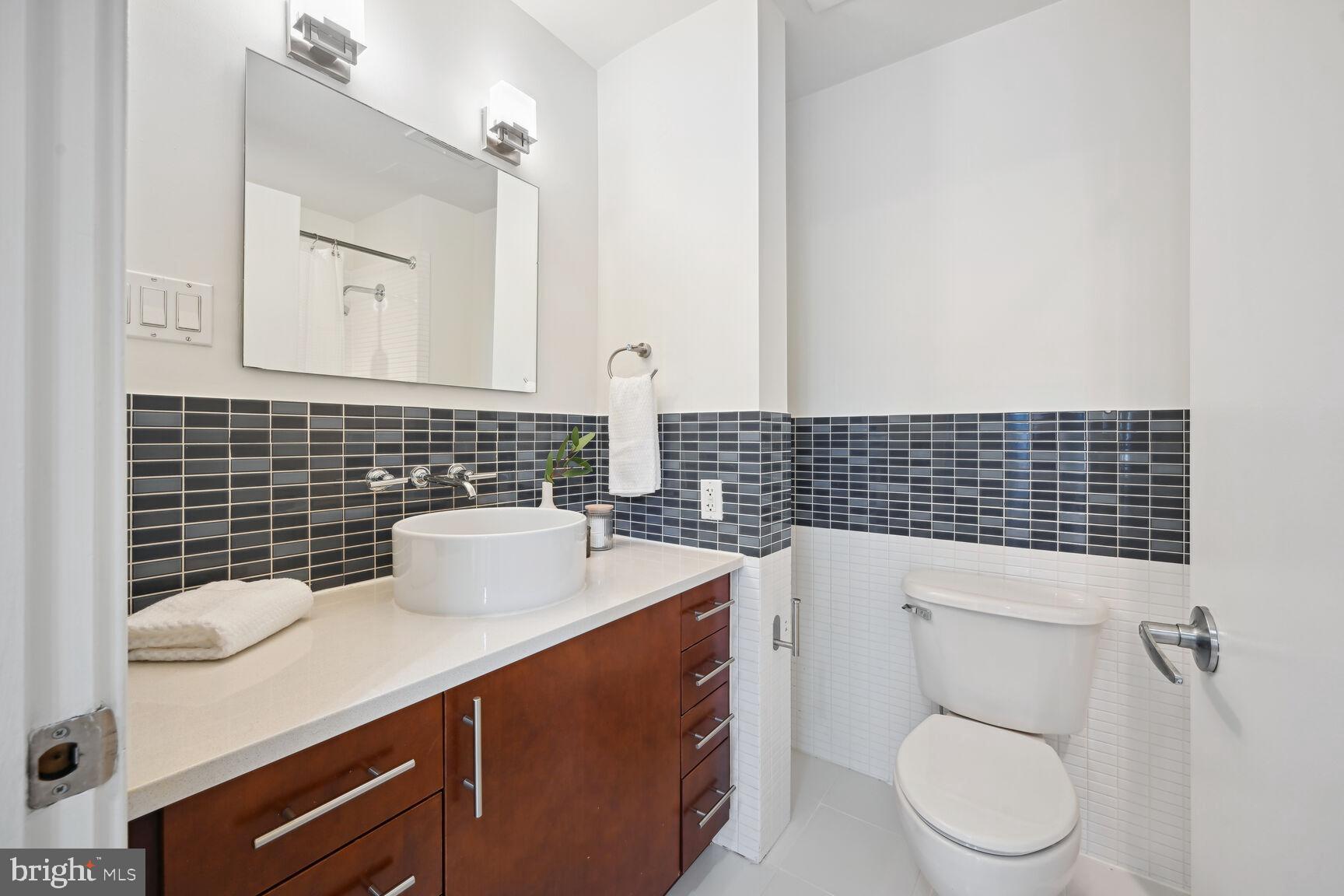 919 Florida Avenue Northwest, Unit 206 Washington, DC 20001 - Photo 17 of 32