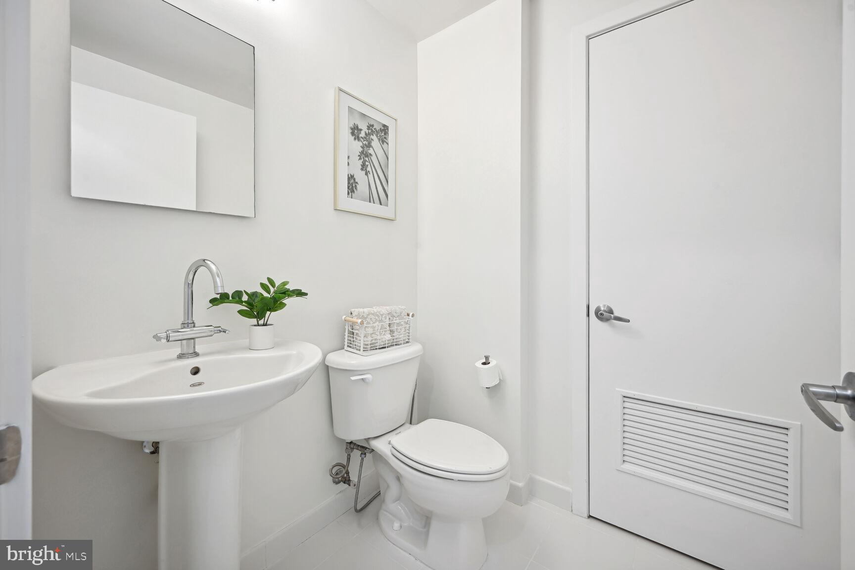 919 Florida Avenue Northwest, Unit 206 Washington, DC 20001 - Photo 22 of 32