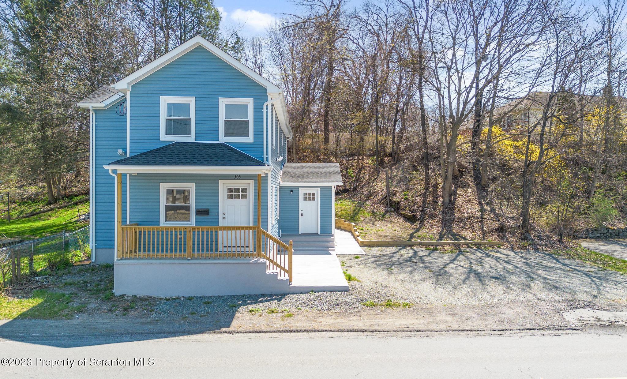 305 Parsonage Street Pittston, PA 18640 - Photo 2 of 42 305 Parsonage St