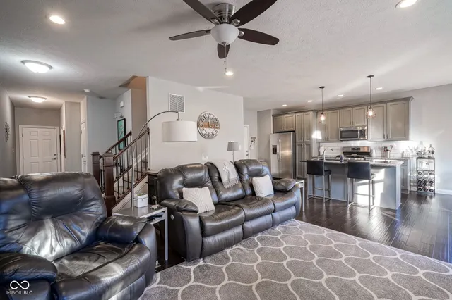 $419,900 | 9749 Thorne Cliff Way, Unit 105, Fishers, IN 46037