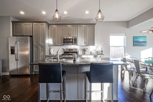 $419,900 | 9749 Thorne Cliff Way, Unit 105, Fishers, IN 46037