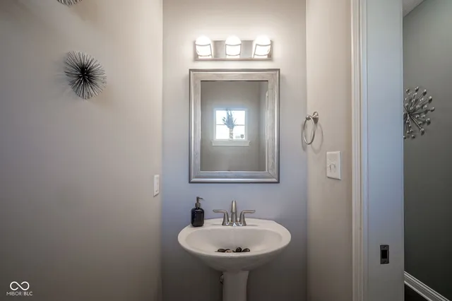 $419,900 | 9749 Thorne Cliff Way, Unit 105, Fishers, IN 46037