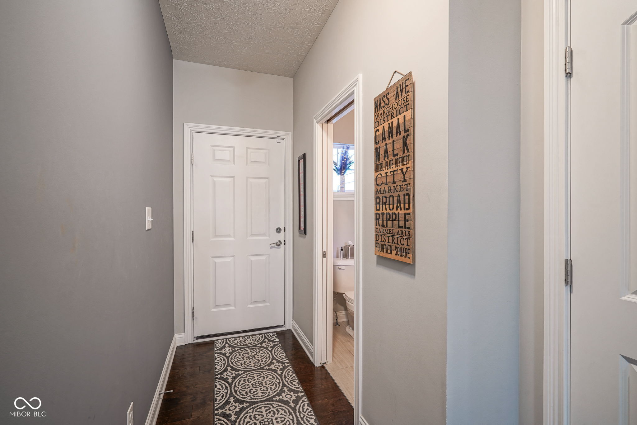 9749 Thorne Cliff Way, Unit 105 Fishers, IN 46037 - Photo 5 of 61