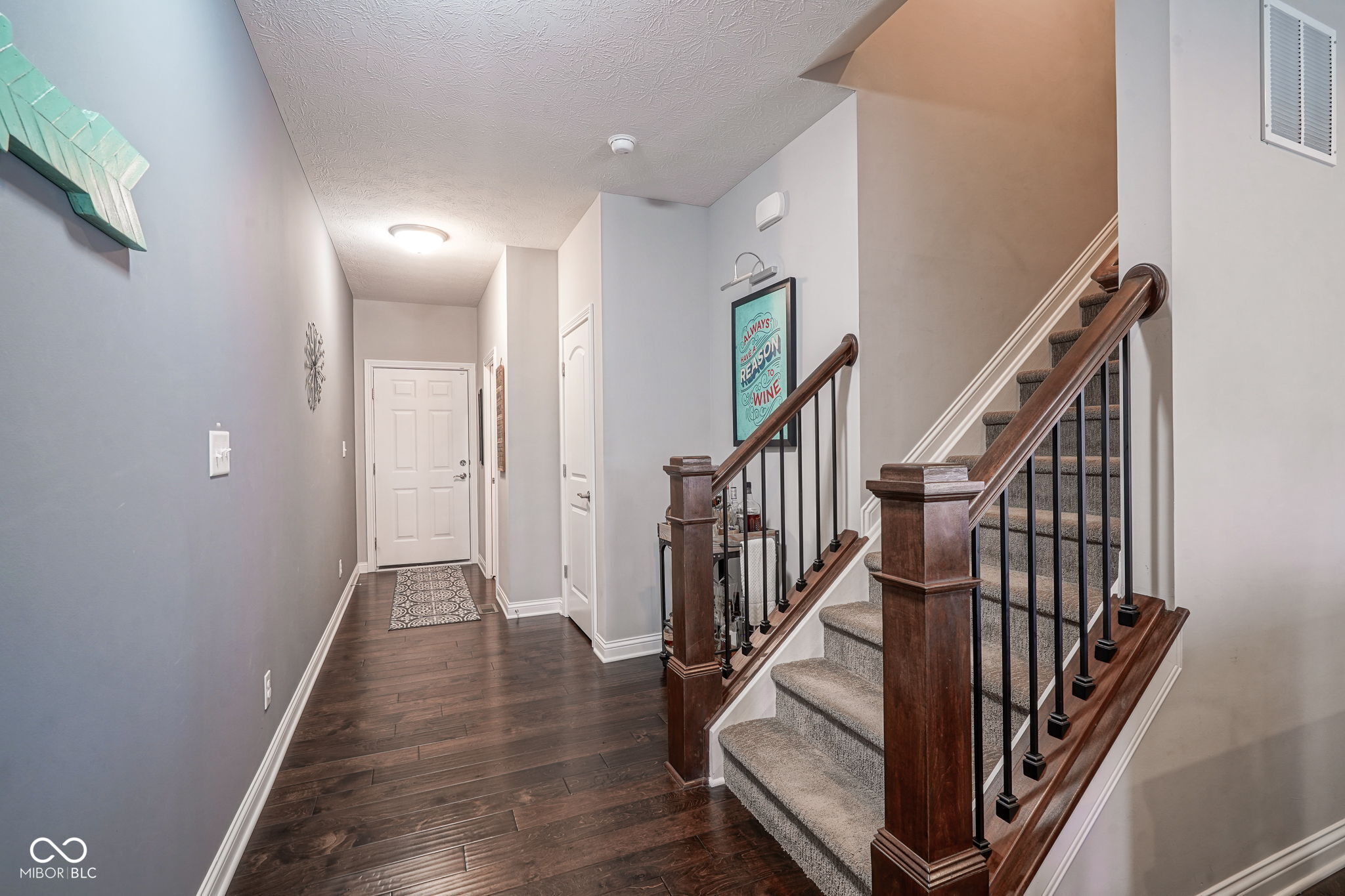 9749 Thorne Cliff Way, Unit 105 Fishers, IN 46037 - Photo 7 of 61