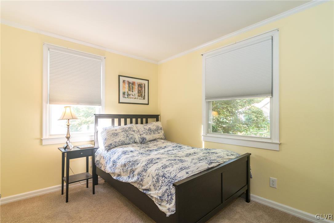 838 Magnolia Road Hellertown, PA 18055 - Photo 12 of 29 Gallery Image 12