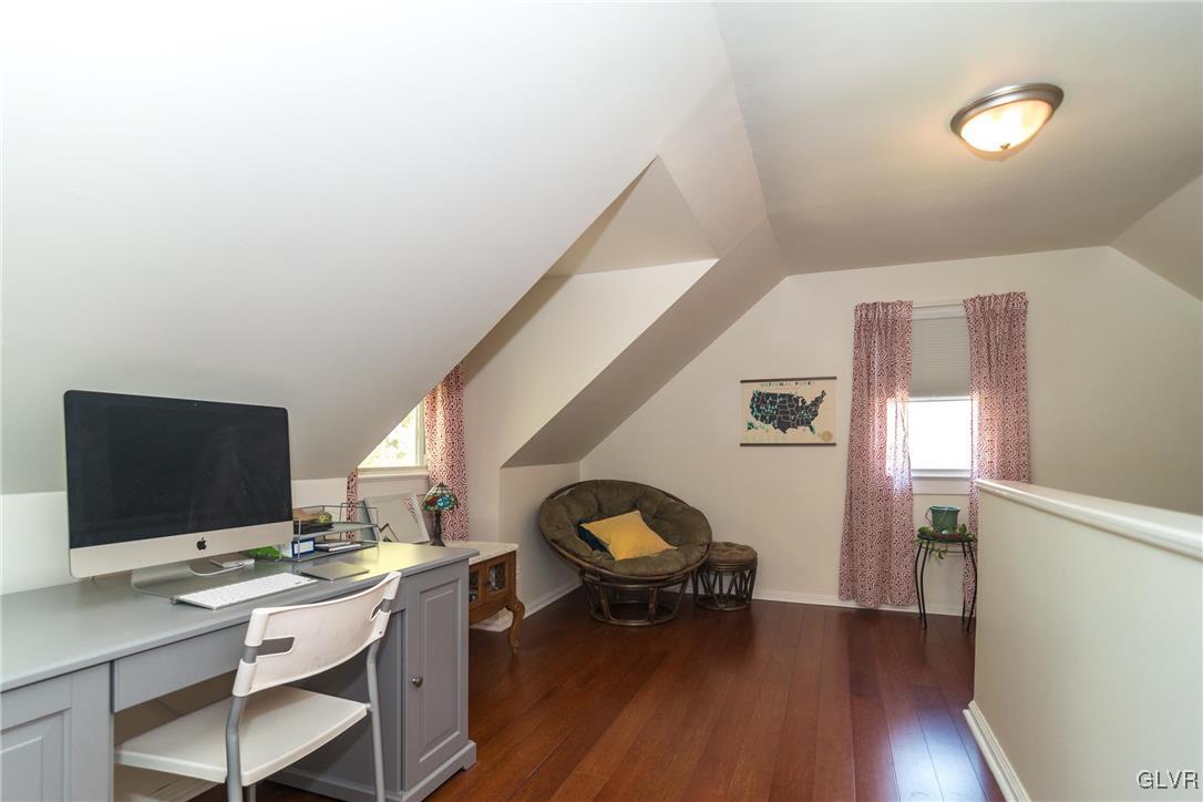 838 Magnolia Road Hellertown, PA 18055 - Photo 16 of 29 Gallery Image 16