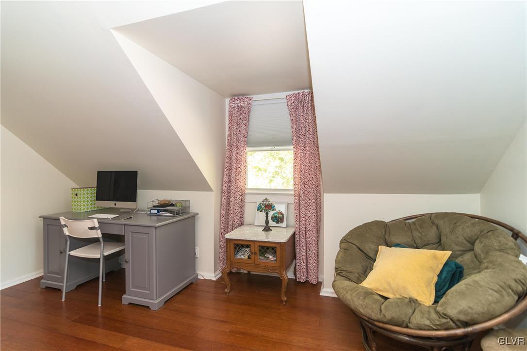 838 Magnolia Road Hellertown, PA 18055 - Photo 17 of 29 Gallery Image 17