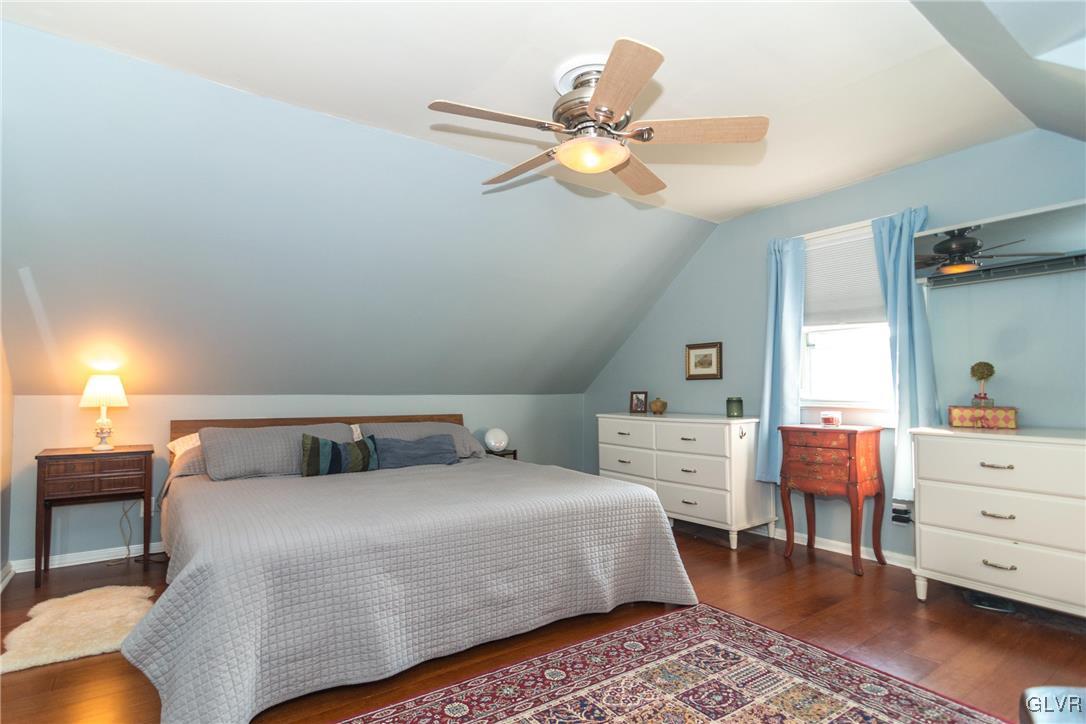 838 Magnolia Road Hellertown, PA 18055 - Photo 18 of 29 Gallery Image 18
