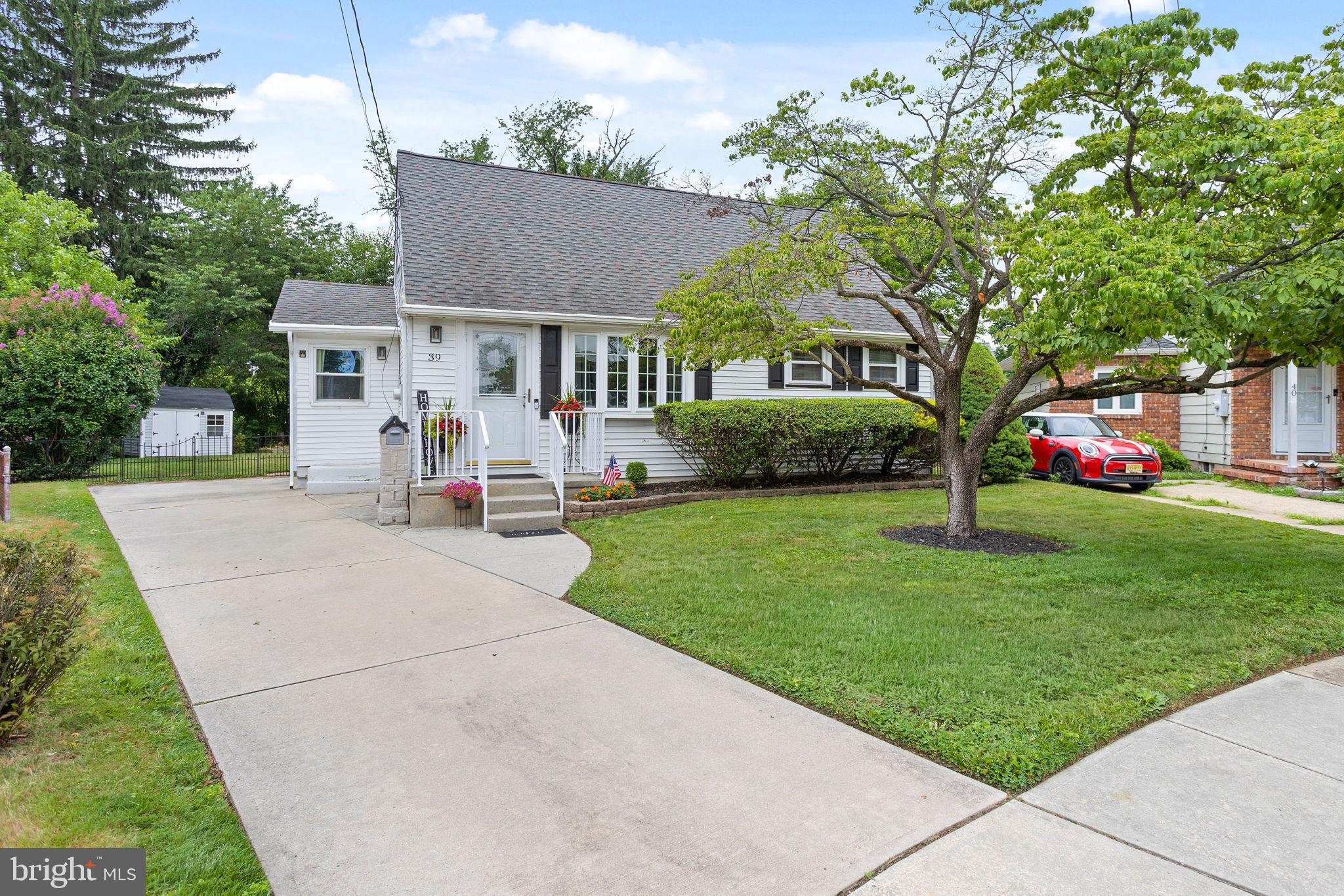 39 Benson Lane Hamilton, NJ 08610 - Photo 1 of 26