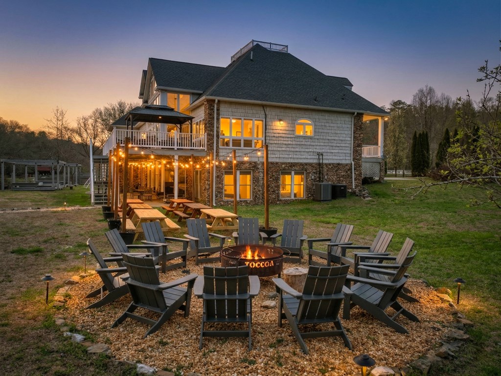 291 Kyle Road Blue Ridge, GA 30513 - Photo 4 of 114