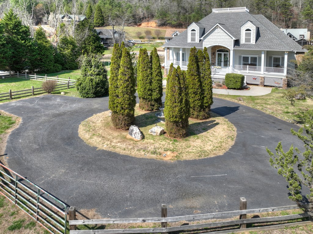 291 Kyle Road Blue Ridge, GA 30513 - Photo 10 of 114