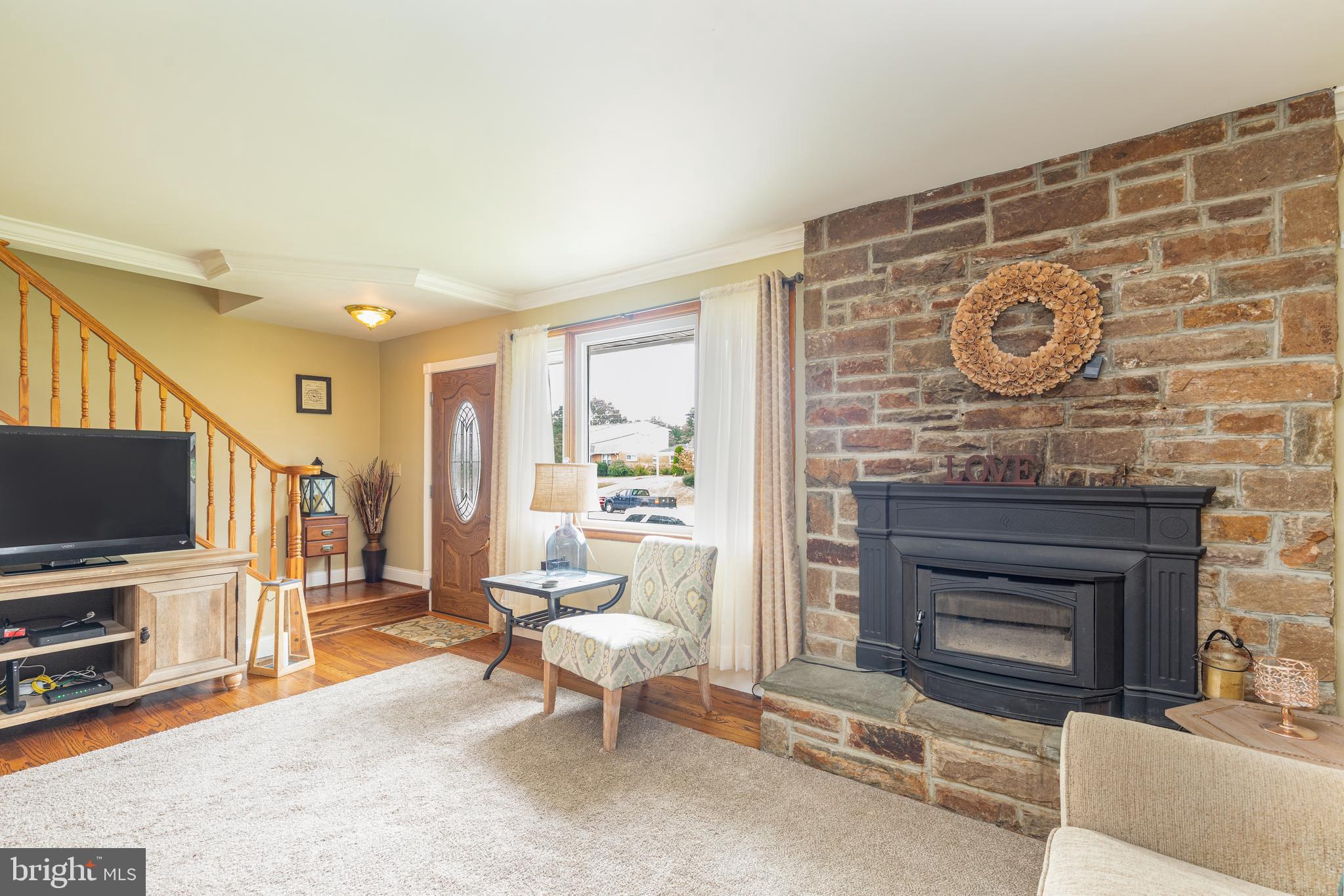 9139 Glenmill Road Baltimore, MD 21234 - Photo 4 of 46 Gallery Image 4