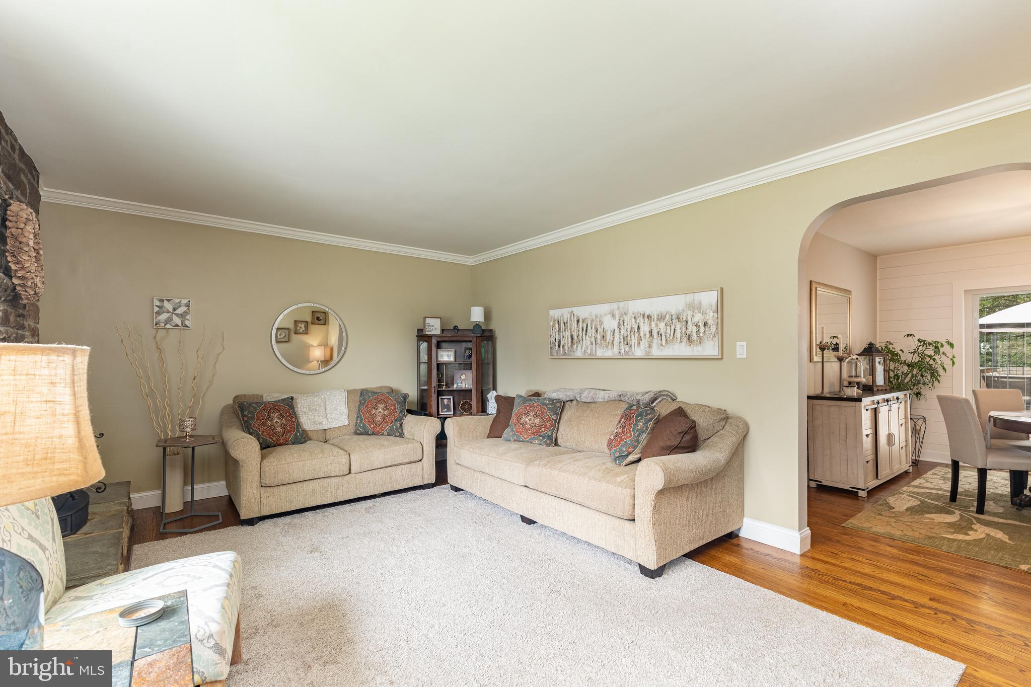 9139 Glenmill Road Baltimore, MD 21234 - Photo 5 of 46 Gallery Image 5