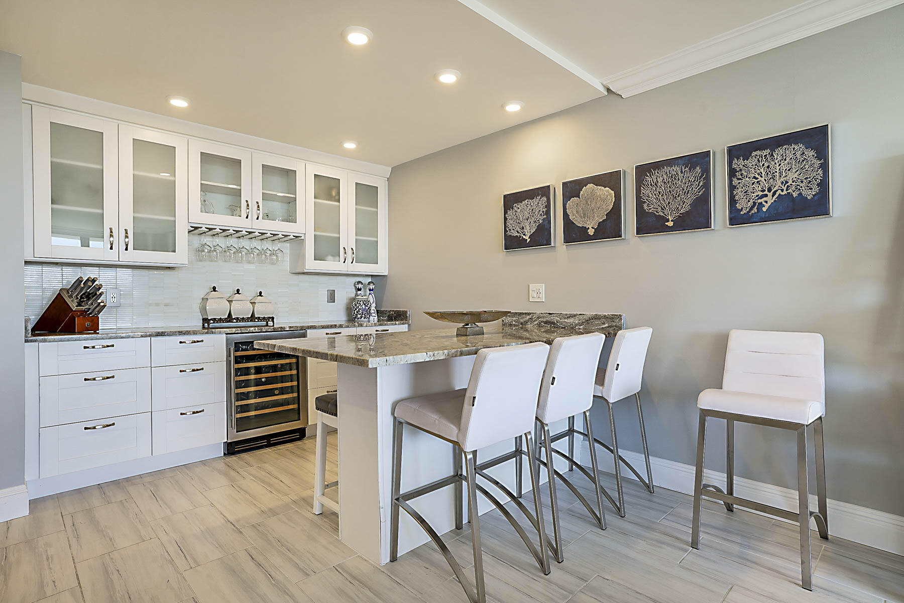 2121 North Ocean Boulevard, Unit 1705E Boca Raton, FL 33431 - Photo 12 of 68 Dining area with matchin granite