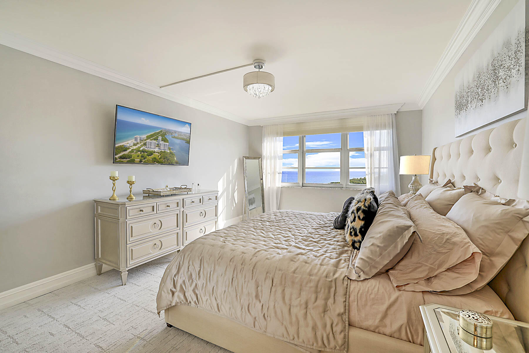 2121 North Ocean Boulevard, Unit 1705E Boca Raton, FL 33431 - Photo 23 of 68 Principal Suite