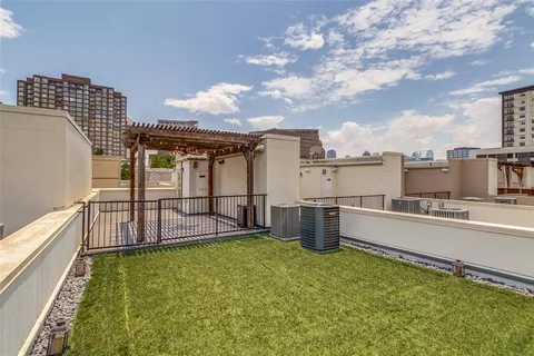 $750,000 | 3210 Carlisle Street, Unit 19, Dallas, TX 75204