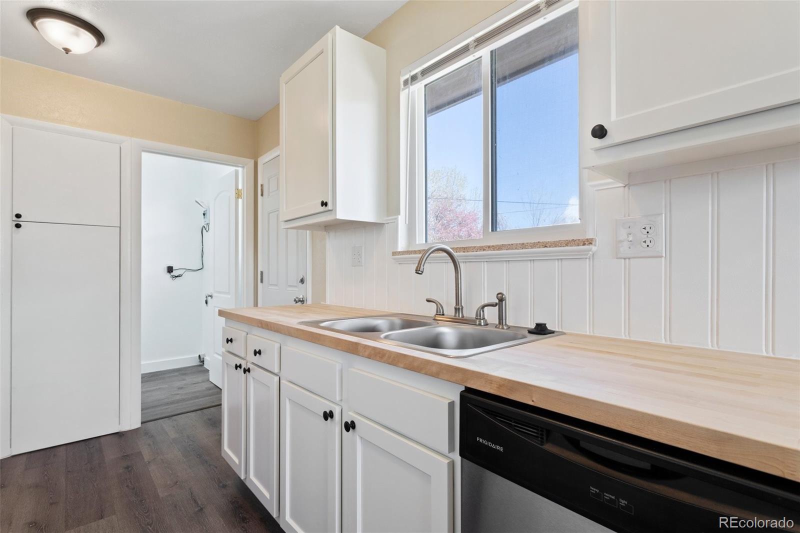 4020 Nelson Street Wheat Ridge, CO 80033 - Photo 8 of 23 Gallery Image 8
