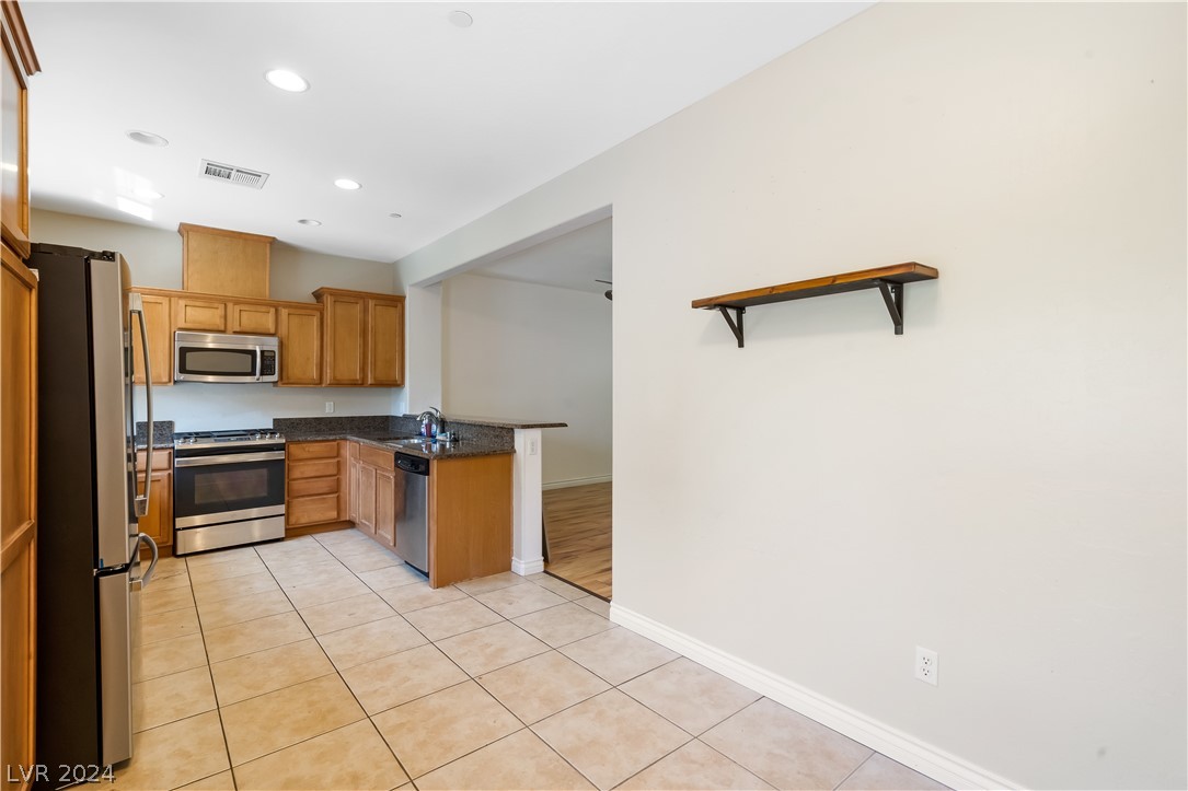 4650 Ranch House Road, Unit 120 North Las Vegas, NV 89031 - Photo 7 of 27