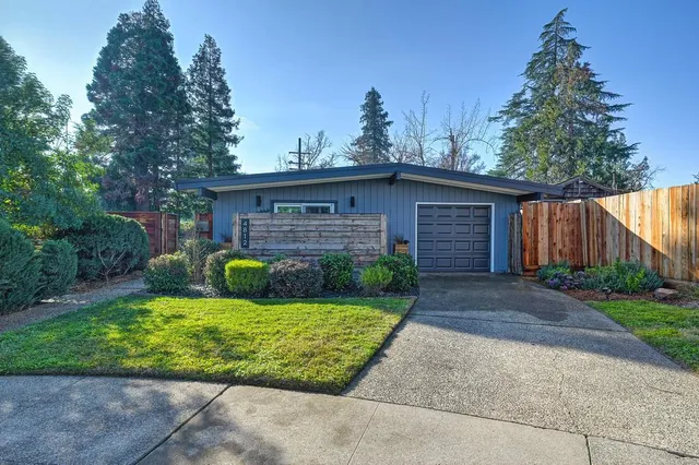 $549,000 | 4812 Packard Court, Carmichael, CA 95608