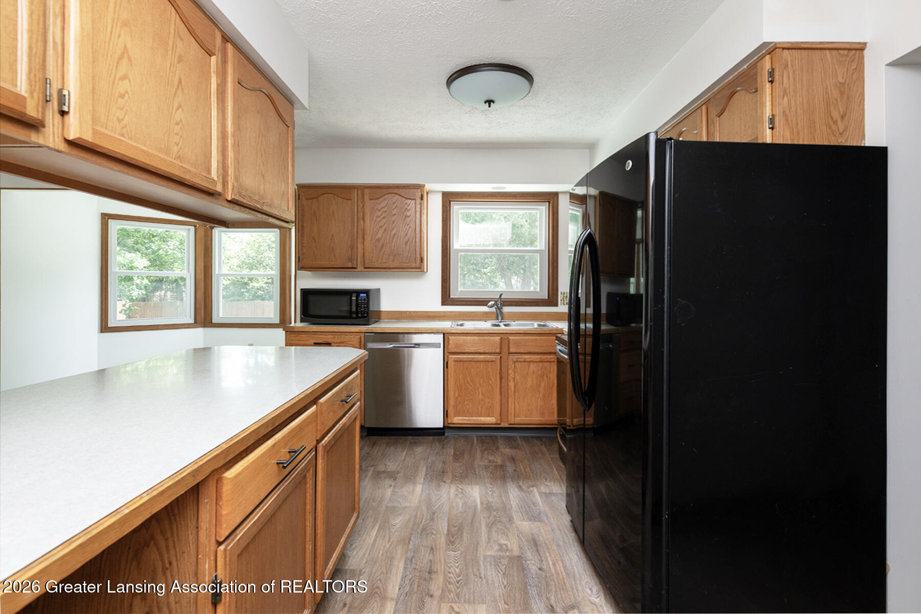 2620 Grovenburg Road Lansing, MI 48911 - Photo 12 of 39 12