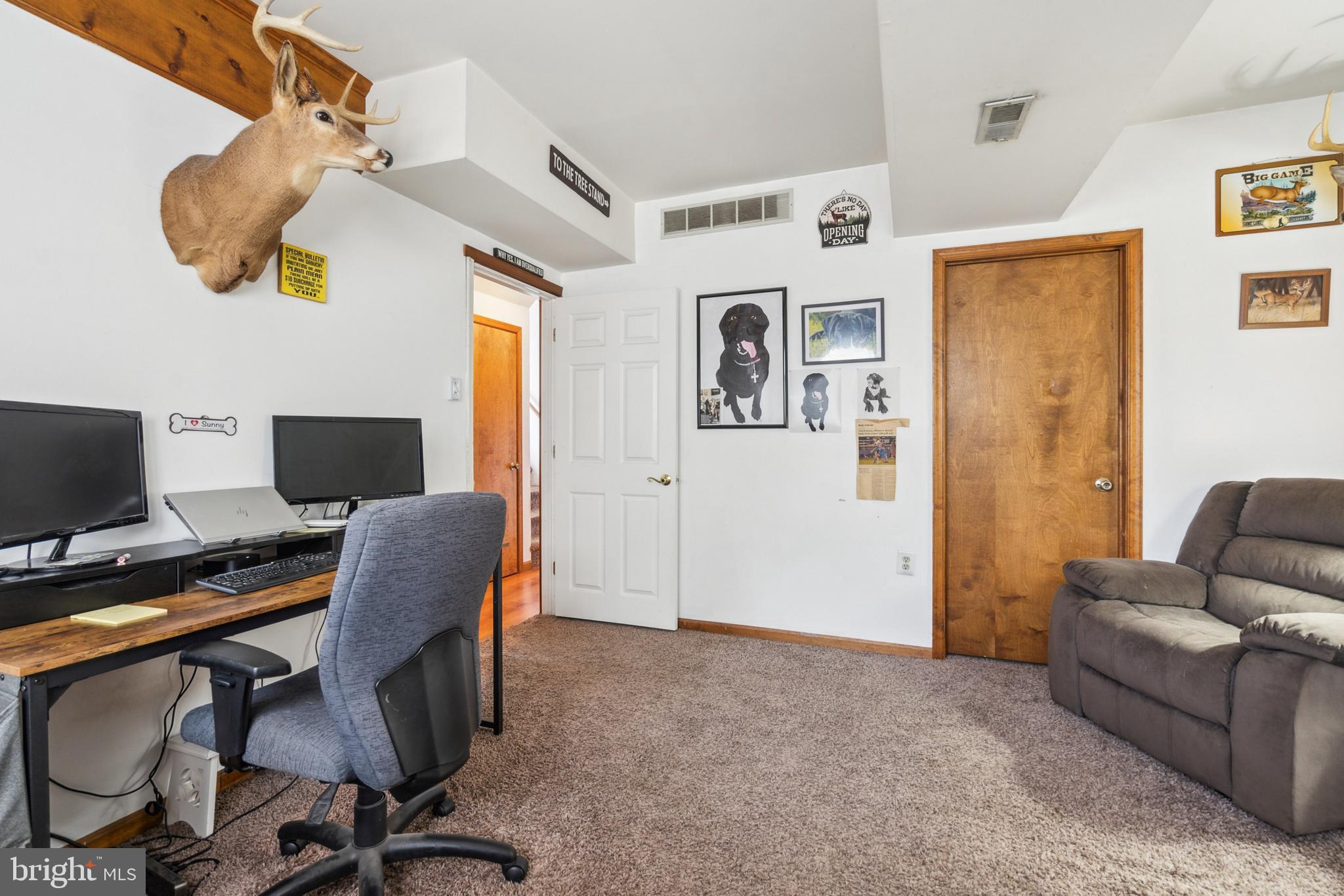 20 Holly Trail Alloway, NJ 08302 - Photo 19 of 26 a workspace with furniture and ceiling fan