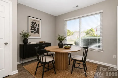 $275,000 | 2721 Fairstone Avenue, Charlotte, NC 28269