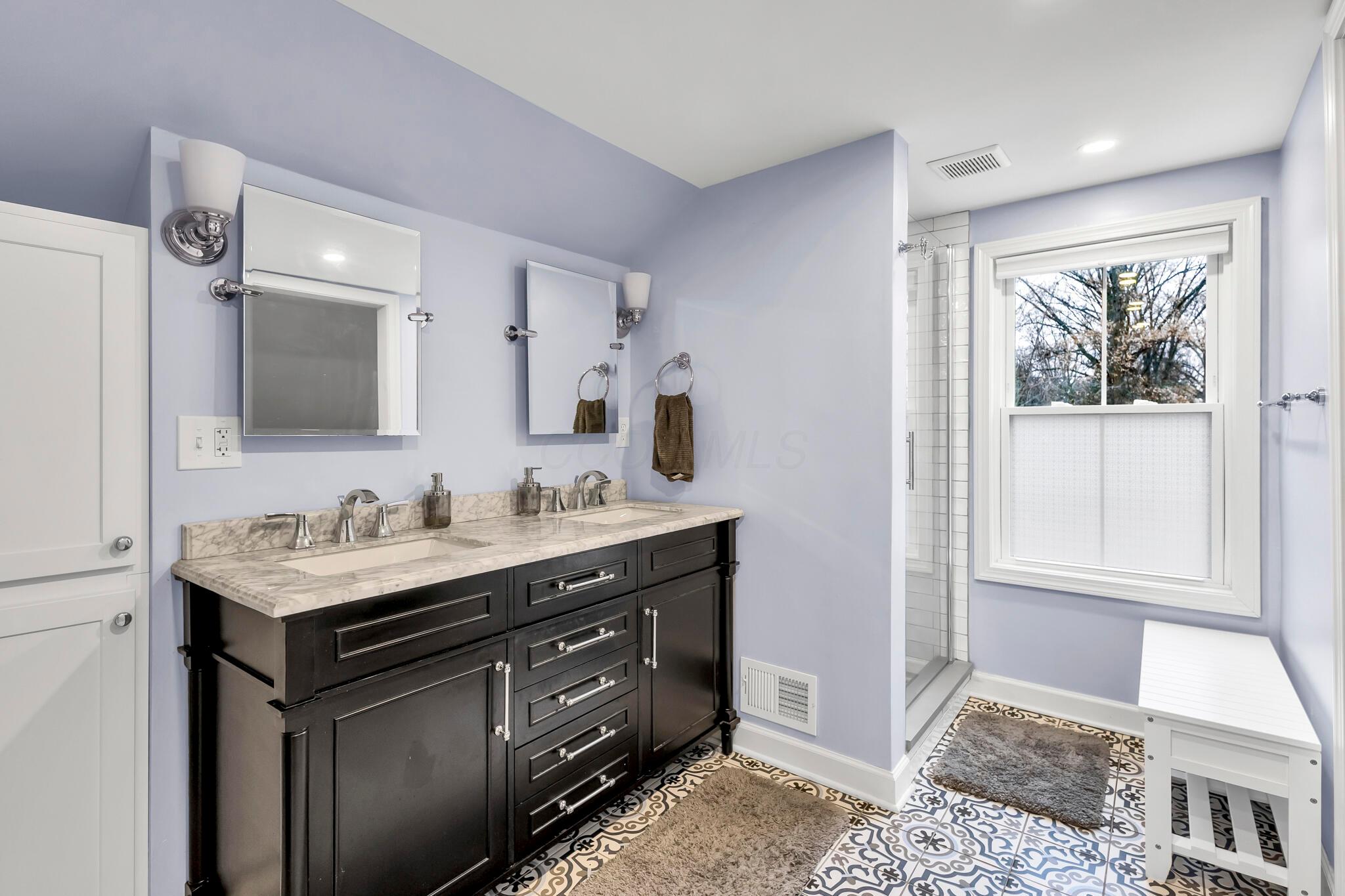 470 West Johnstown Road Gahanna, OH 43230 - Photo 20 of 34 Primary bathroom