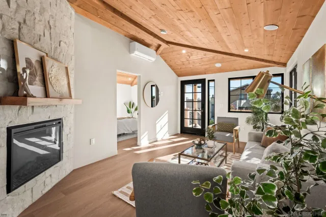 $1,795,000 | 1566 Evergreen Street, San Diego, CA 92106