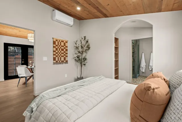 $1,795,000 | 1566 Evergreen Street, San Diego, CA 92106