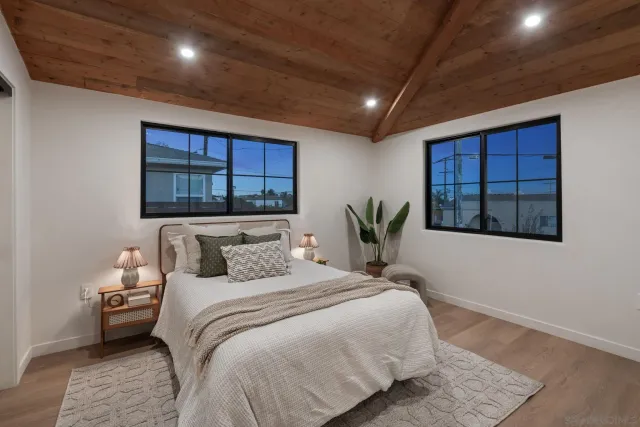 $1,795,000 | 1566 Evergreen Street, San Diego, CA 92106