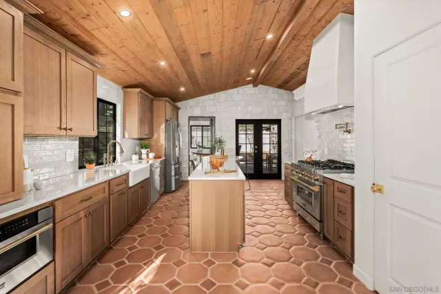 $1,795,000 | 1566 Evergreen Street, San Diego, CA 92106