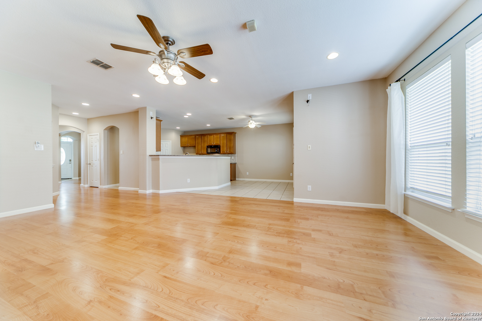 105 Winding Path Boerne, TX 78006 - Photo 6 of 17