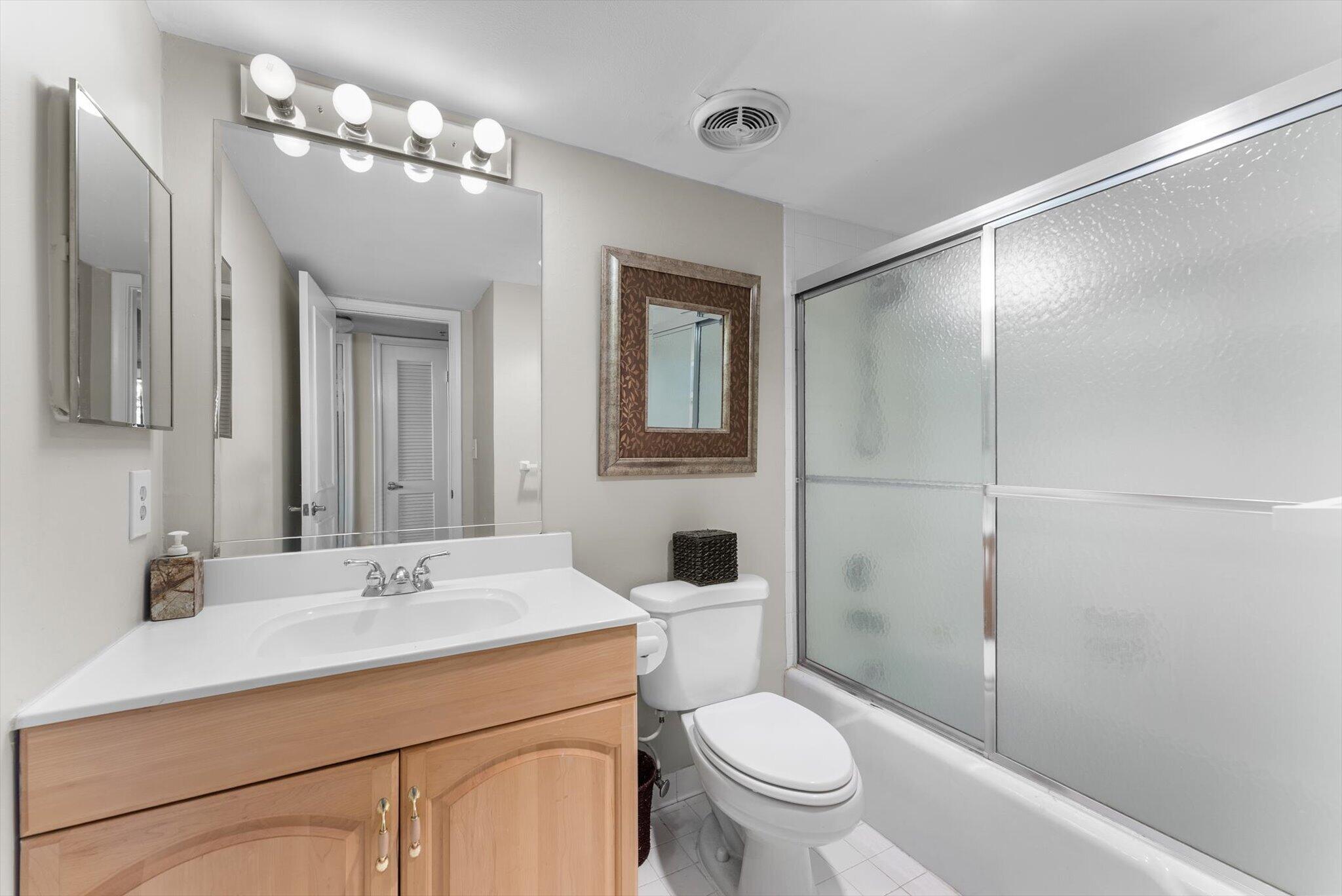 1832 Bridgewood Drive Boca Raton, FL 33434 - Photo 11 of 45 Guest Bathroom