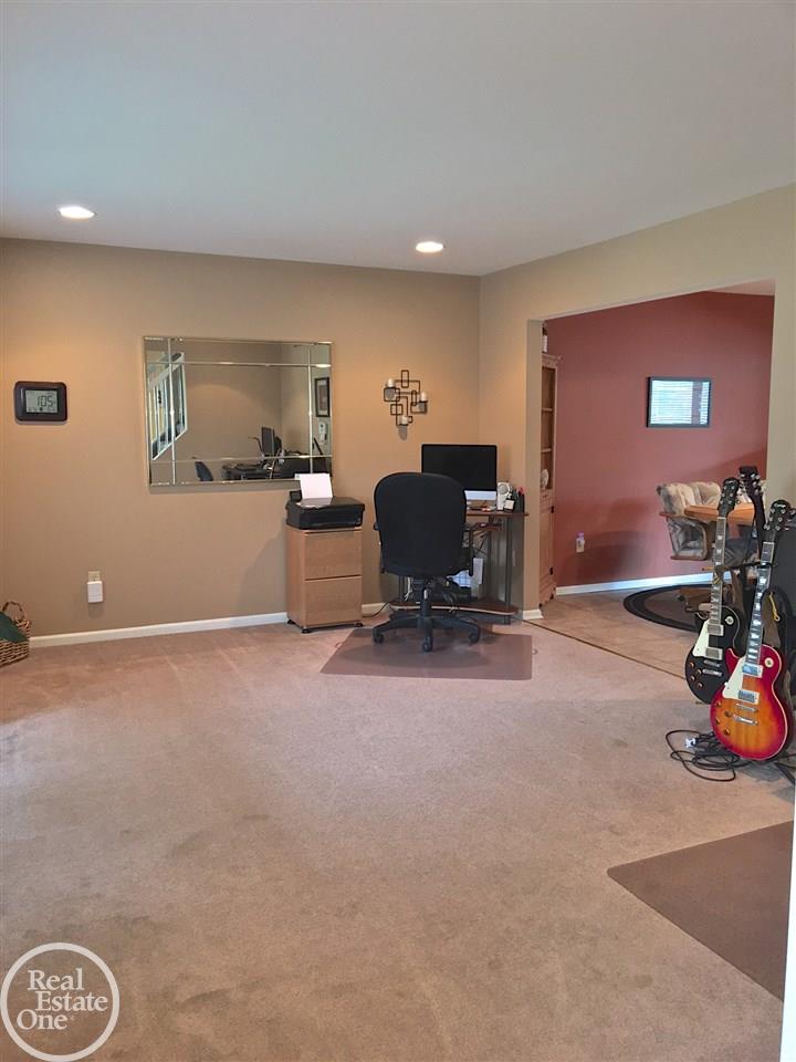 2290 Chicago Road Warren, MI 48092 - Photo 18 of 39