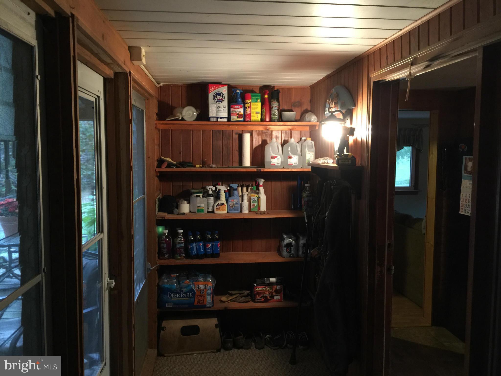 2026 Garrett Road Manchester, MD 21102 - Photo 20 of 30 Interior (General)