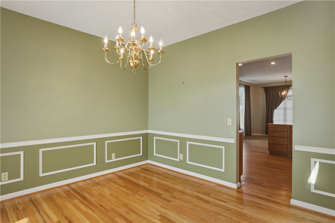 11 Turnberry Road Horseheads, NY 14845 - Photo 17 of 50 Dining Room