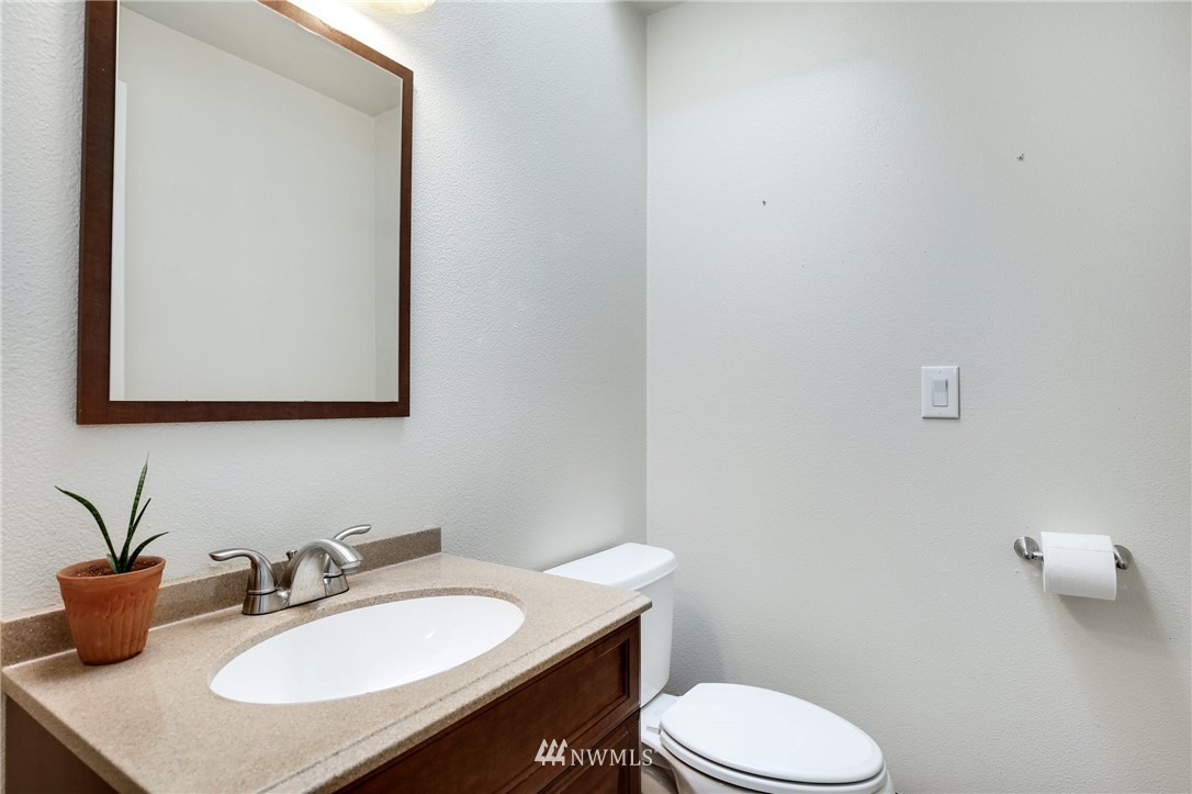 16966 129th Avenue Southeast Renton, WA 98058 - Photo 15 of 32 Gallery Image 15