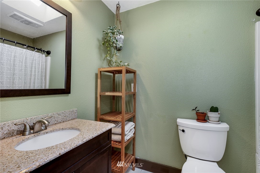 16966 129th Avenue Southeast Renton, WA 98058 - Photo 20 of 32 Gallery Image 20