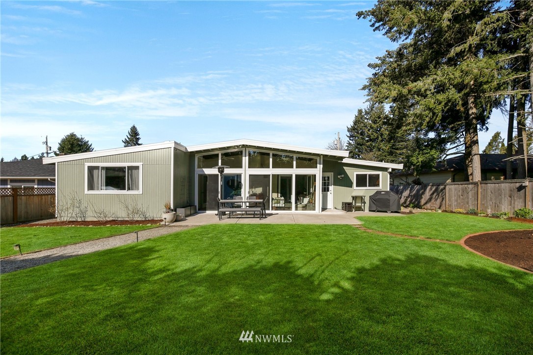 16966 129th Avenue Southeast Renton, WA 98058 - Photo 28 of 32 Gallery Image 28