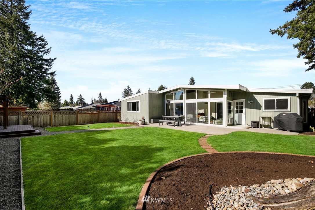 16966 129th Avenue Southeast Renton, WA 98058 - Photo 30 of 32 Gallery Image 30