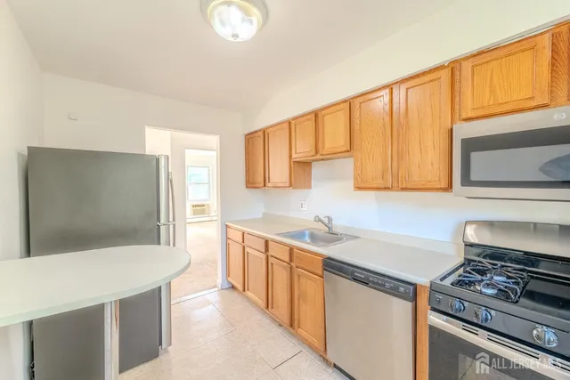 $135,000 | 88 Fox Road, Unit 4B, Edison, NJ 08817