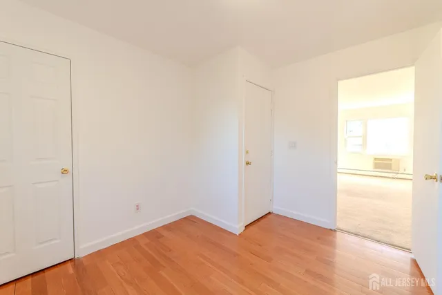 $135,000 | 88 Fox Road, Unit 4B, Edison, NJ 08817