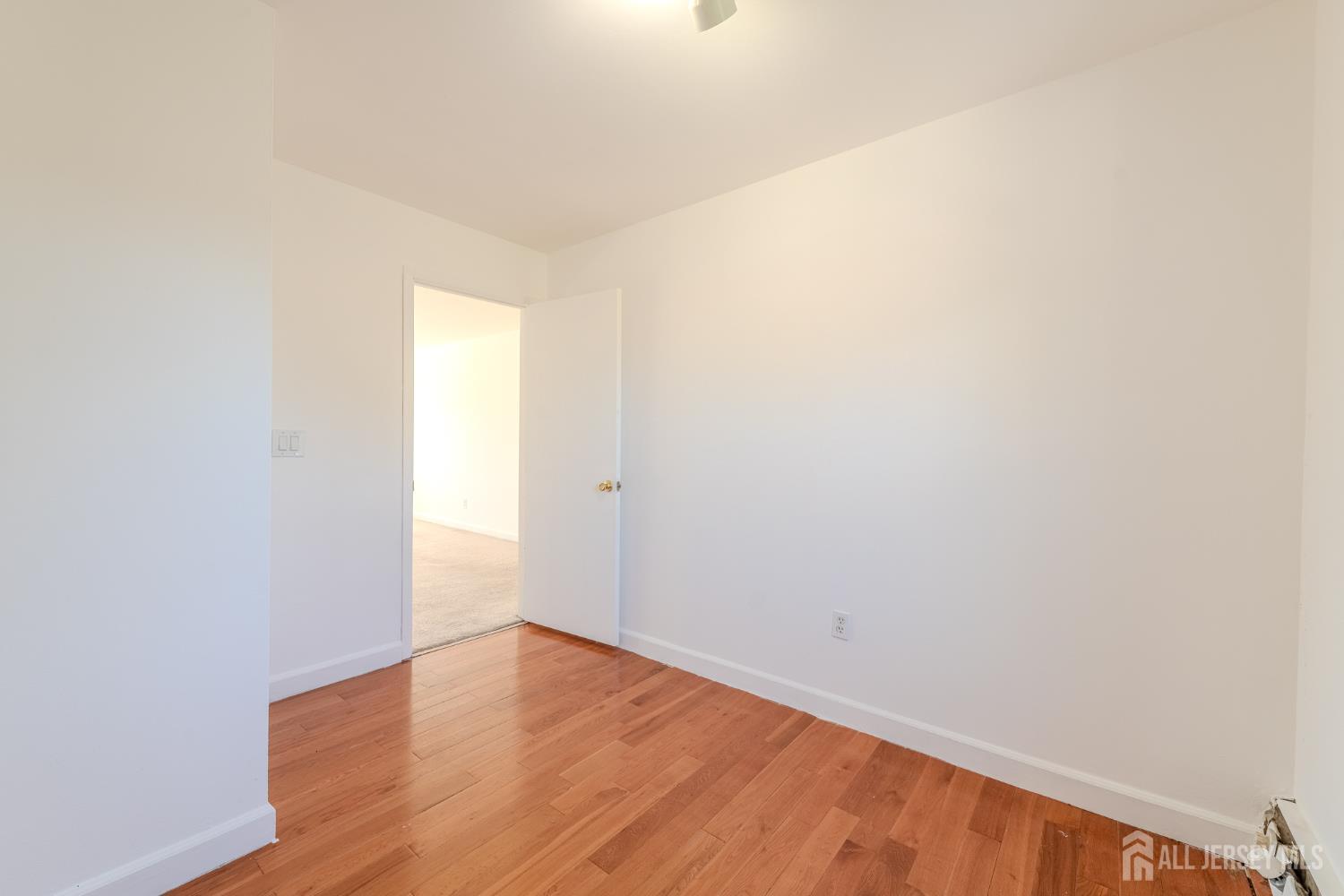 88 Fox Road, Unit 4B Edison, NJ 08817 - Photo 20 of 31