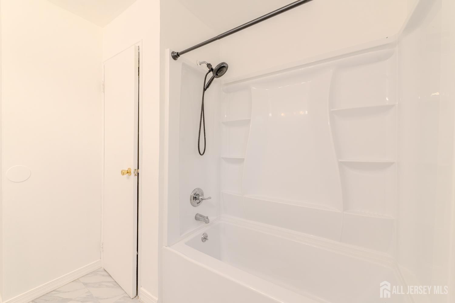 88 Fox Road, Unit 4B Edison, NJ 08817 - Photo 21 of 31