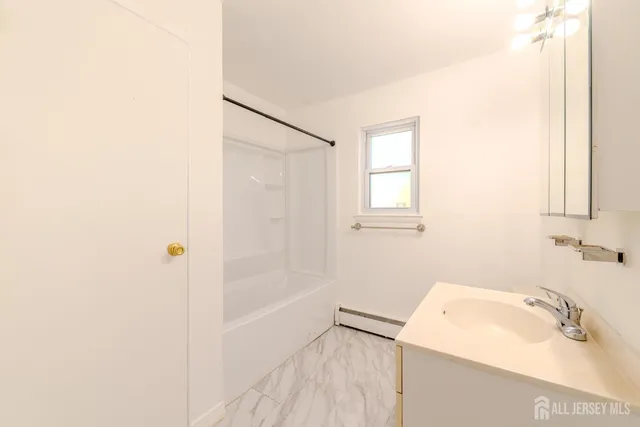 $135,000 | 88 Fox Road, Unit 4B, Edison, NJ 08817