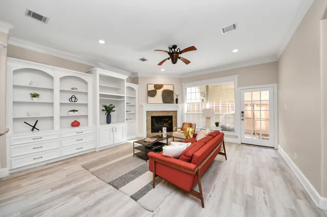 $545,000 | 13523 Broadmeadow Lane, Houston, TX 77077