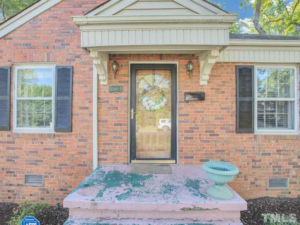 2114 Brewer Street Raleigh, NC 27608 - Photo 3 of 14
